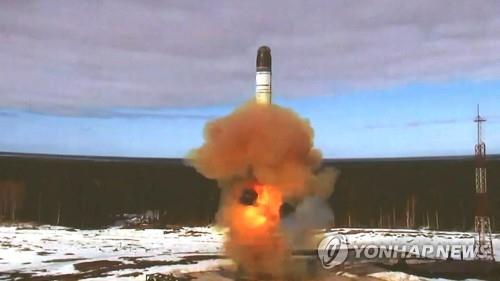 러시아의 차세대 ICBM 사르맛 시험발사 장면 