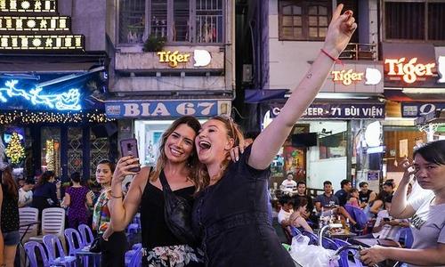 베트남, 무격리 도입 후 방문객 급증…'관광산업 회복' 기대