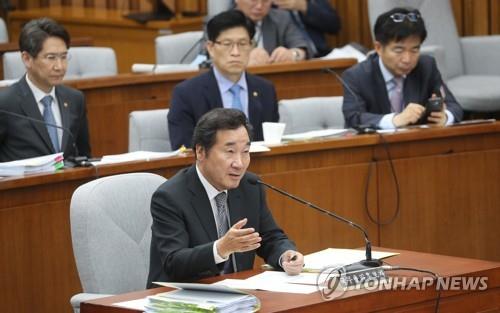 답변하는 이낙연 국무총리 후보자