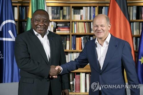 라마포사 남아공 대통령 "아프리카 비료생산 자립해야"