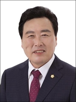 영덕군의회 의장에 손덕수, 부의장에 김성철 의원 선출