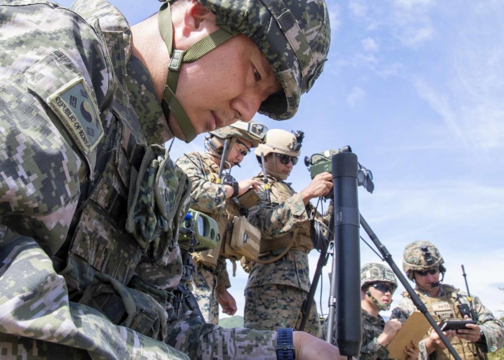 美, 해병대 연합연습 공개…폭격유도 美해병부대·韓 F-15K 참가