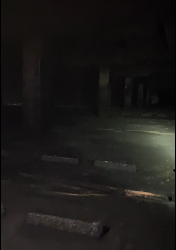 온통 검게 그을린 대전 현대프리미엄아울렛 지하 주차장 모습