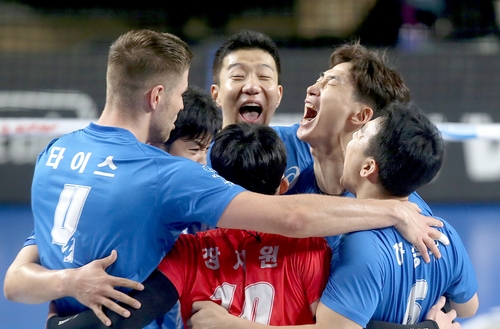 남자배구 한국전력 신나는 3연승…현대캐피탈 3-2로 격파