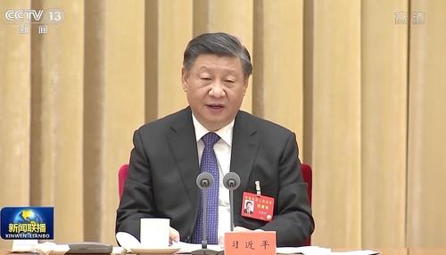 중앙경제공작회의에서 발언하는 시진핑 주석