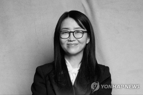 김은희 작가