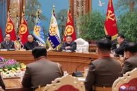 북, 김정은 참석 중앙군사위 개최…"전쟁준비태세 엄격히 완비"