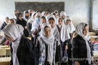 탈레반, 아프간 저명 여성교육운동가 체포…행방 묘연