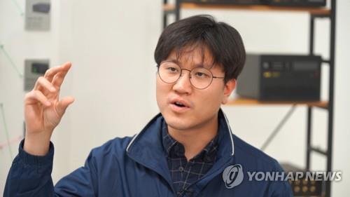 양자기술 현황을 설명하는 윤지원 SDT 대표. 