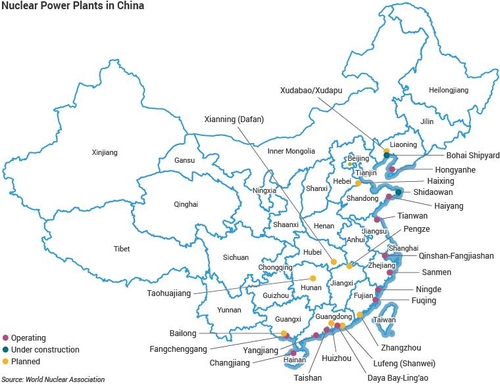 중국의 가동 중인 원전(빨간색)과 건설 중 원전(파란색), 건설 예정 원전(노란색)