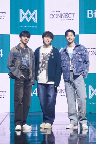 B1A4 "군백기에도 마음은 늘 함께…왕성한 활동 보여드릴게요"
