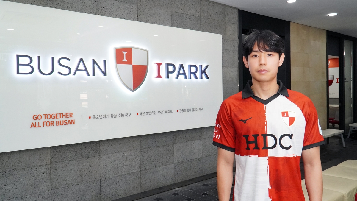 Kwon Seong-yoon joined Busan I'Park as a free agent.