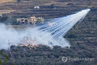 "이스라엘, 레바논 주택가에도 '악마의 무기' 백린탄 투하"