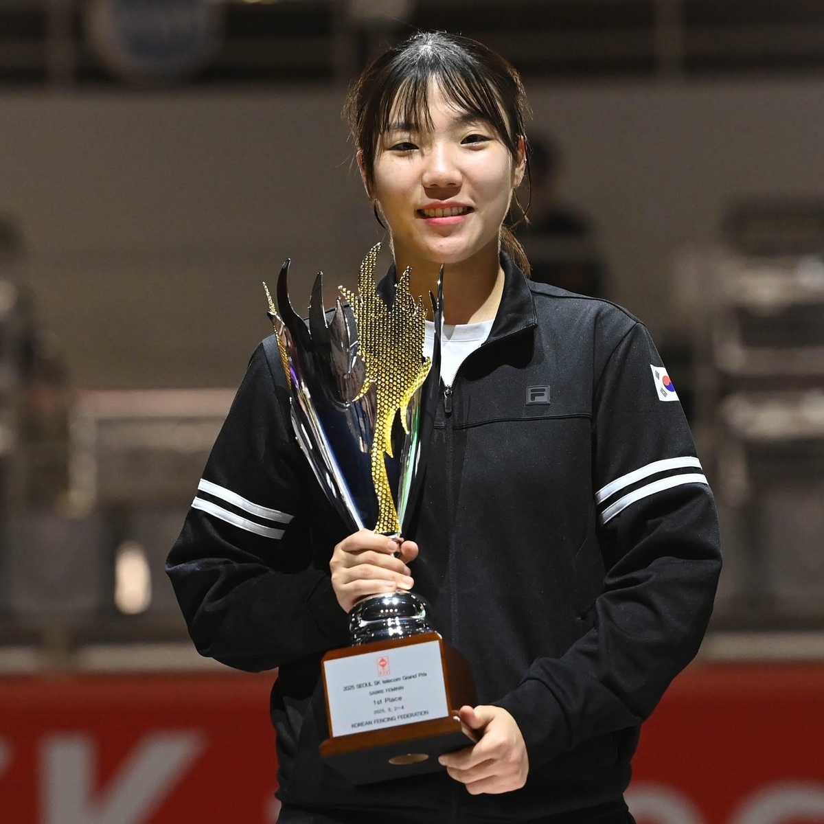 4일 서울 올림픽공원 펜싱경기장에서 열린 SK텔레콤 그랑프리에서 우승한 전하영