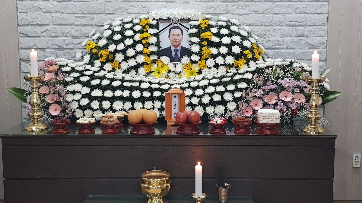 고 김용균씨 어머니 "태안화력 하청 노동자 죽음 잊히면 안 돼"