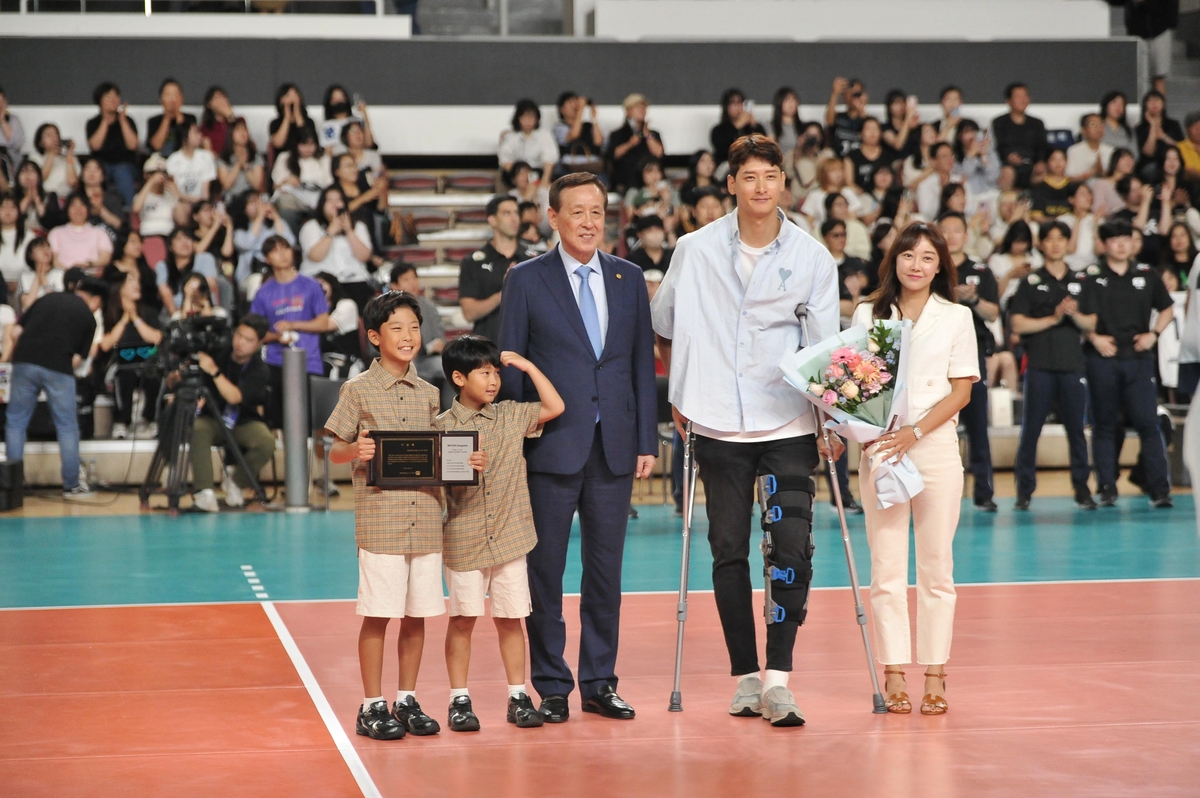 문성민, 천안 홈코트에서 국가대표 은퇴식 "영광스러웠다"