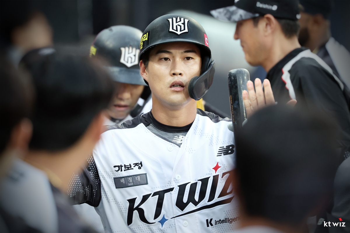 3회 동점 홈런을 친 배정대
