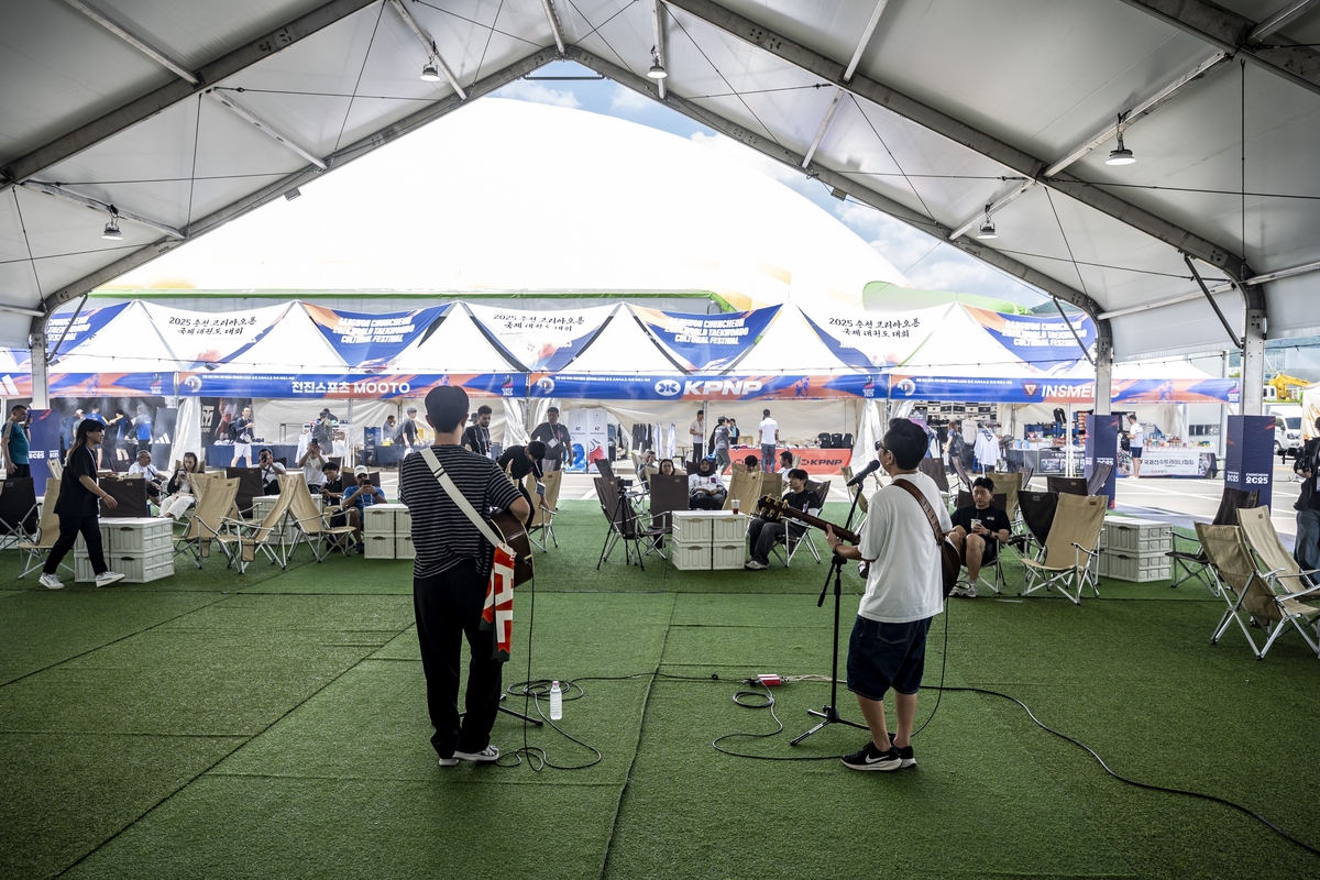 지난 9일 축제장 내 공연 모습