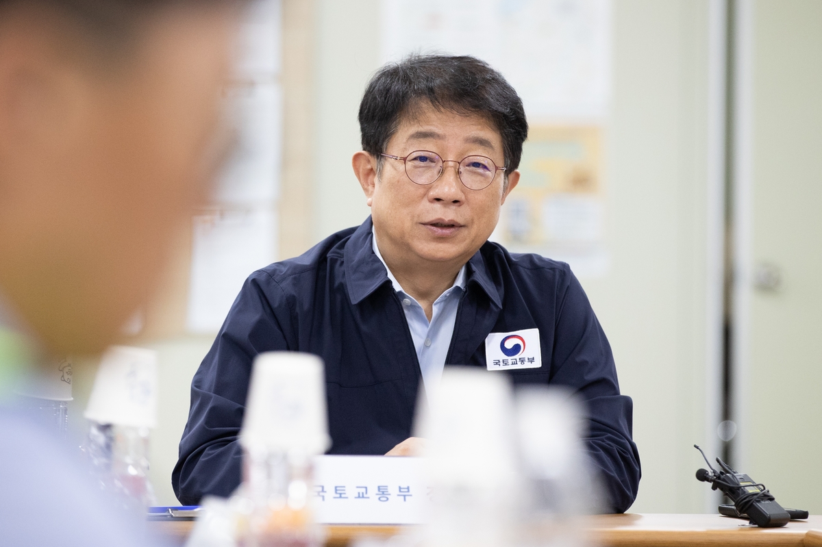 박상우 국토장관, 건설현장 방문…"폭염 속 근로자 건강…