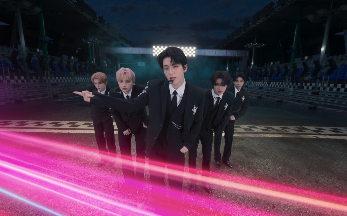 투모로우바이투게더 VR 콘서트 '하트어택'