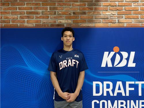 서울 SK 지명 받은 '연고선수 1호' 에디 다니엘