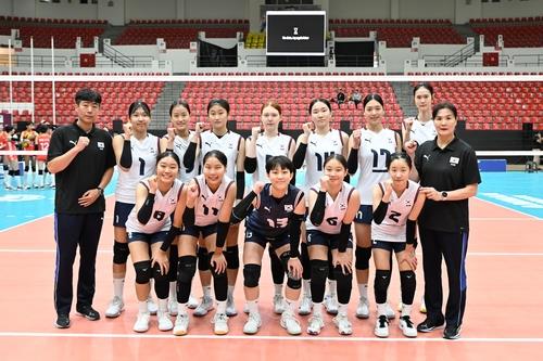 '손서연 17점' 여자배구 U-16 대표팀, 홍콩 꺾고 4강행 파란불
