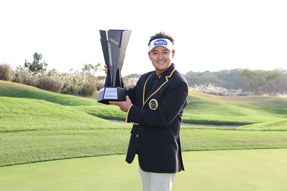 42세에 '시즌 2승' 박상현 어린 선수들과 계속 경쟁하고파