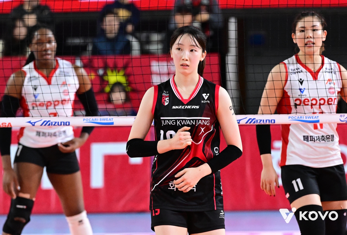 정관장의 주전 세터로 발돋움한 최서현(중앙)