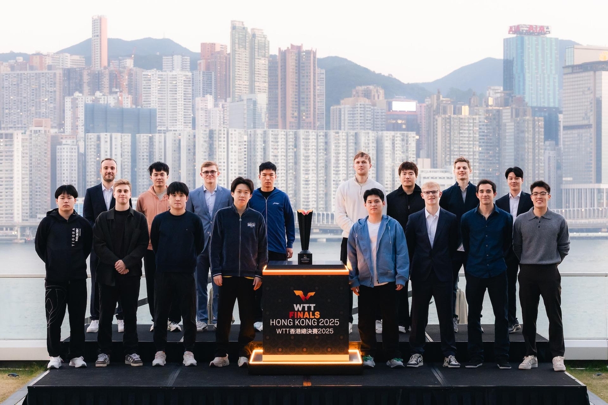 WTT 파이널스 홍콩 조 추첨에 나선 남자 선수들. 뒷줄 맨 오른쪽이 안재현.