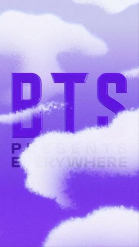 La imagen, proporcionada por BigHit Music, muestra un póster de "BTS FESTA", que se celebra para conmemorar el 10º aniversario de la superestrella del K-pop BTS. (Prohibida su reventa y archivo)
