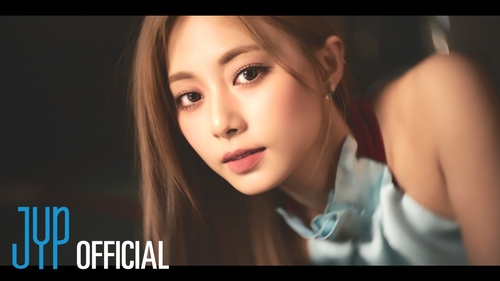 La foto, sin fechar, proporcionada por JYP Entertainment, muestra a Tzuyu de TWICE. (Prohibida su reventa y archivo)