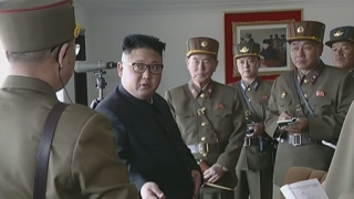 Kim Jong-un assiste au test d'une nouvelle arme de pointe