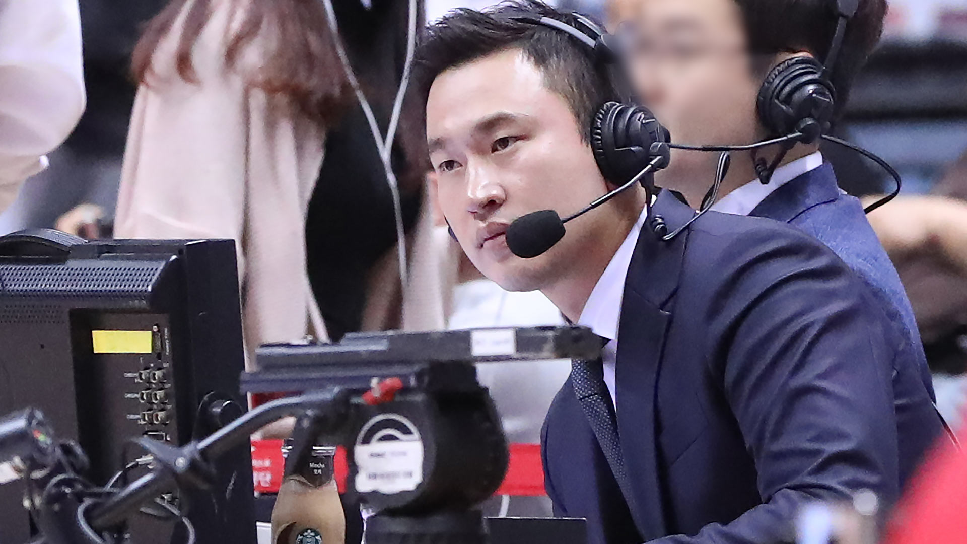 The prosecution sentenced former basketball player Kim Seung-hyun to imprisonment