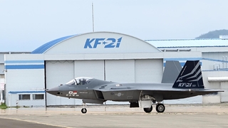 مقاتلة "KF-21" كورية الصنع تنجح في اختبار الطيران الثاني