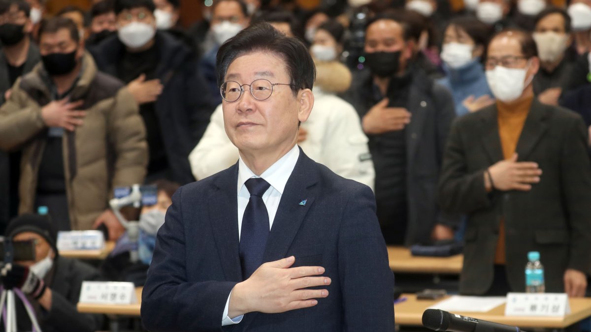 검찰 출석 앞둔 이재명, 1박2일 전북행…"사필귀정 믿어"