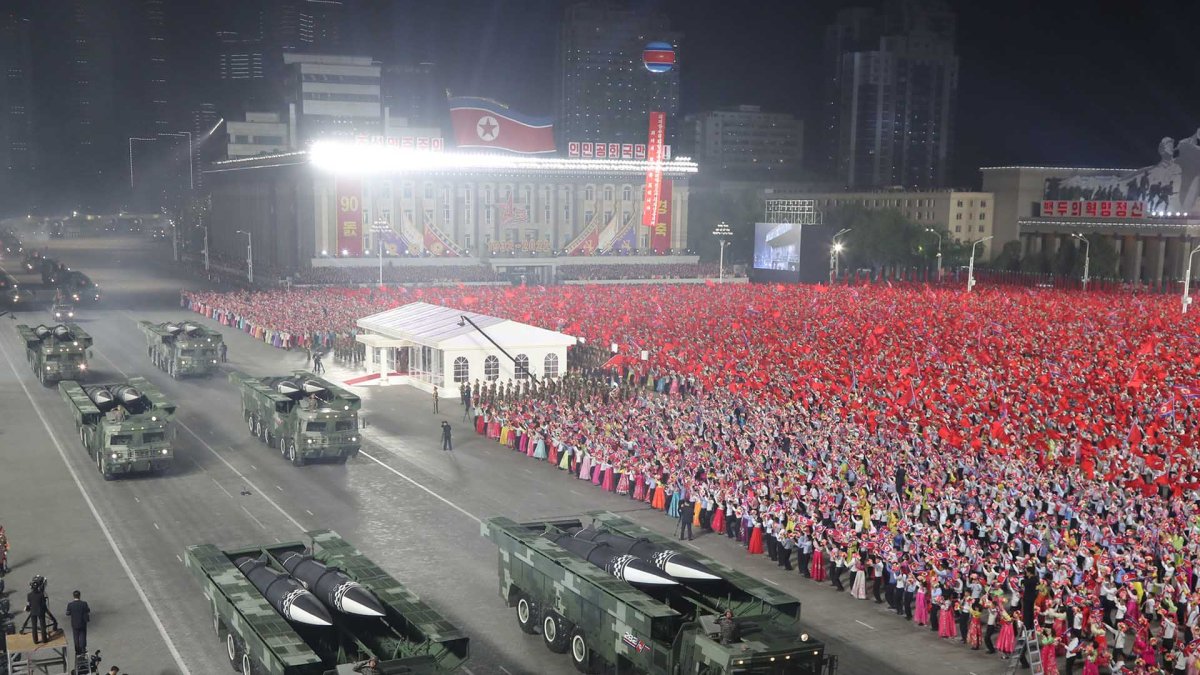 VOA : signes de préparation d'un défilé militaire en Corée du Nord