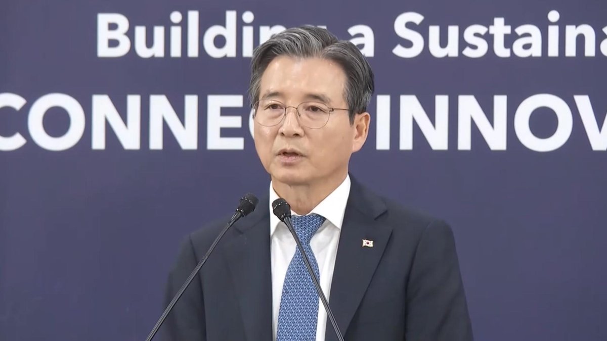 (أبيك 2025) مسؤول رئاسي: سيئول وواشنطن تقتربان من إتمام ورقة حقائق مشتركة بشأن مفاوضات الرسوم الجمركية