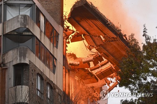 시드니 7층 건물 대형화재는 10대들의 불장난 때문?