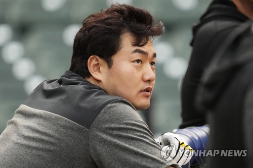 Pirates' Choi Ji-man says 'deeply hurt' to be dropped from WBC team