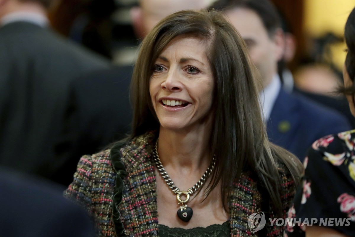태미 머피 후보