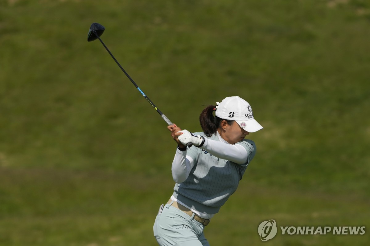 고진영, US여자오픈 골프 3R 공동 13위…선두와 6타 차이