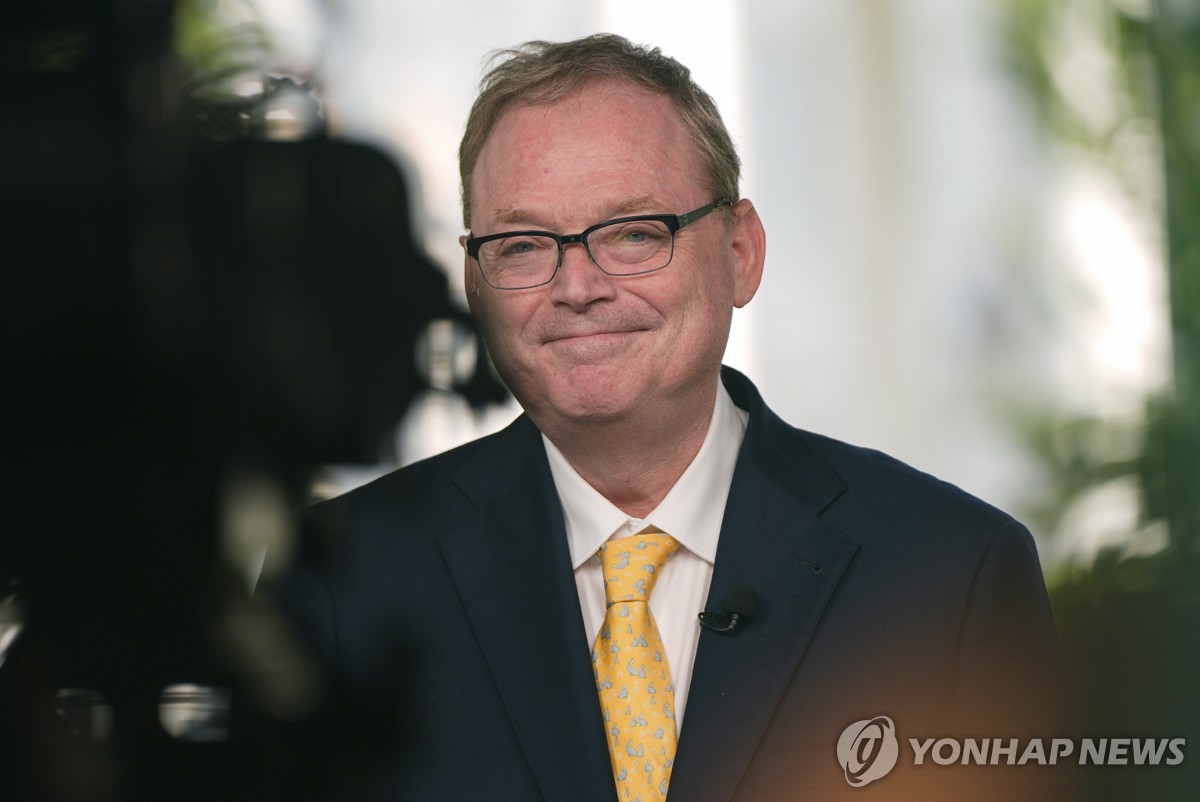 美 백악관 "트럼프가 원하는 합의 못하면 8월1일 관세…