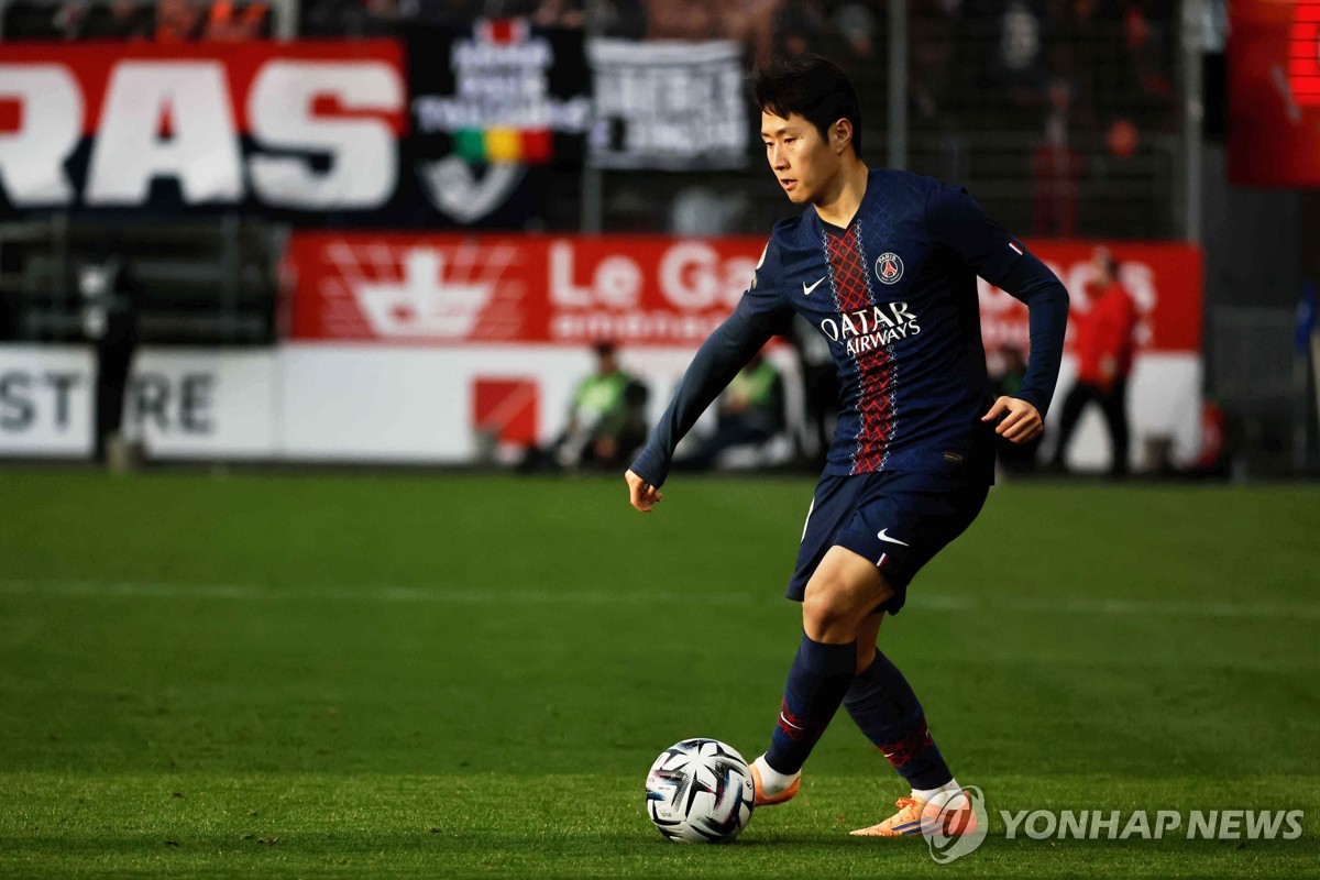 PSG, 브레스트 3-0 완파 선두 탈환…이강인 PK 헌납→상대 실축