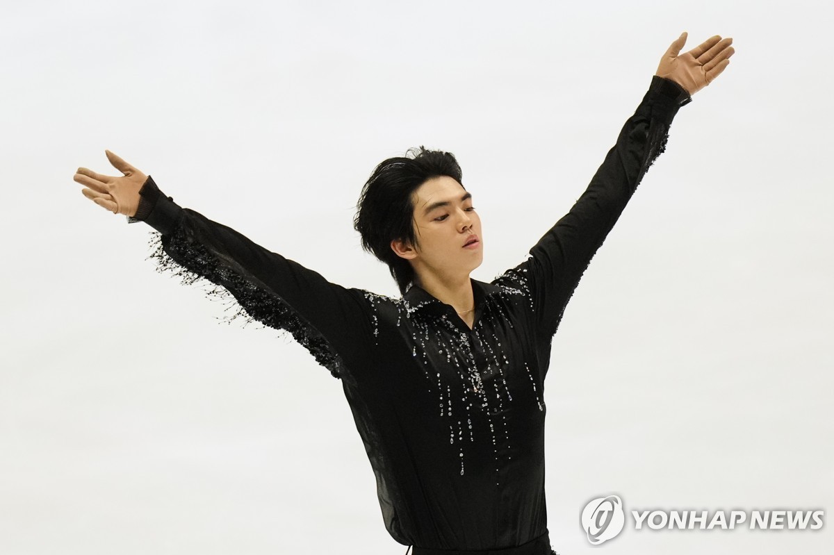 피겨 차준환·유영, 그랑프리 4차 대회 쇼트프로그램 3위(종합)