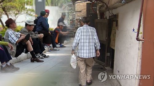 ４０年に高齢者世帯が１０００万突破　４割は独居＝韓国