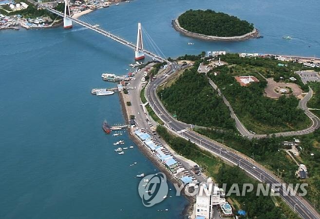 여수 돌산대교와 돌산도, 장군도