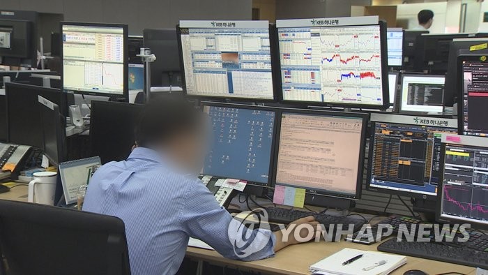 韓国総合株価指数が大幅反落　１年８カ月ぶり２３００割れ
