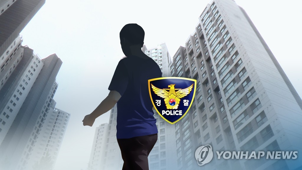  전 여친 집 찾아와 흉기난동 30대…경찰 삼단봉으로 체포(CG)