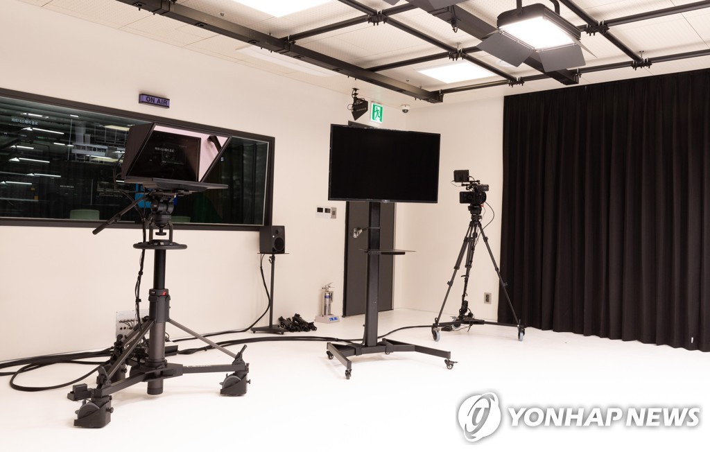 네이버 라이브커머스 제작 공간