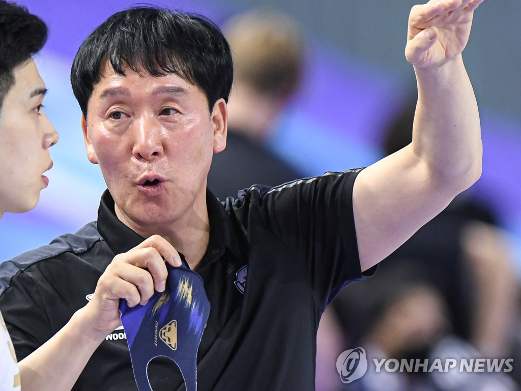 신영철 우리카드 감독